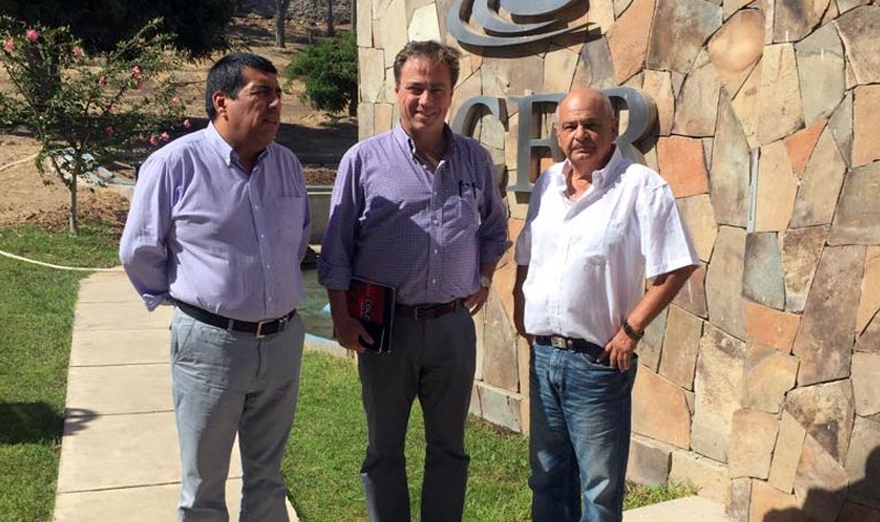 Francisco Eguiguren visita a la Asociación de Canalistas del Embalse Recoleta